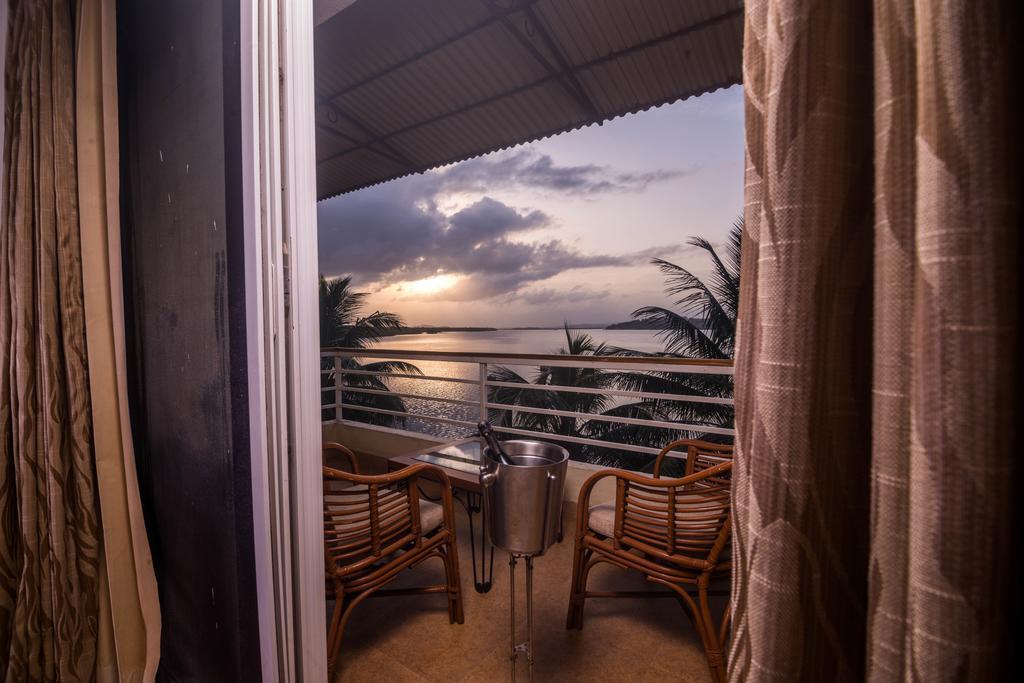 Deltin Palms Riverfront 파나지 외부 사진